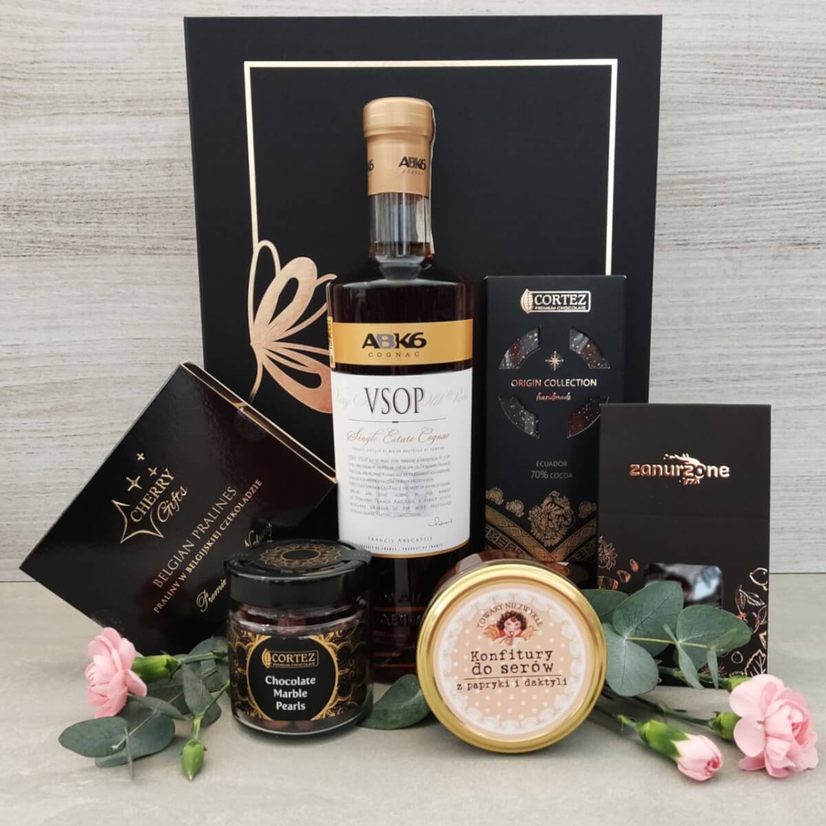 Elegancki prezent w pudełku