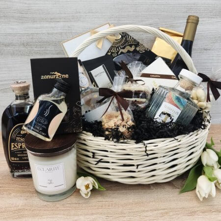 Wyjątkowy kosz podarunkowy